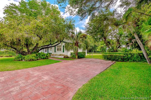 Sea View Park, 5921 SW 84th St, South Miami, Florida 33143, image 2