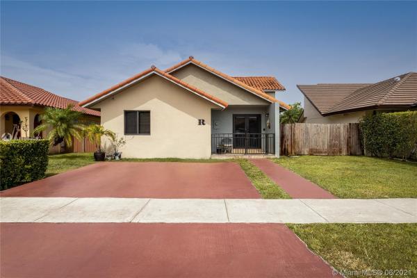 Kendale Best, 10230 SW 142nd Ct, The Hammocks, Florida 33186, image 2