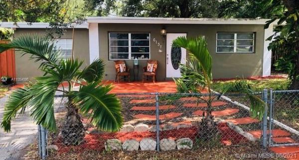 Cresthaven, 6137 Jackson St, Hollywood, Florida 33023, image 2
