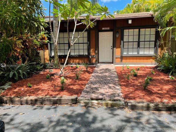 Cindis Place, 13505 SW 101st Ln 0, The Crossings, Florida 33186, image 2