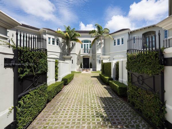 French Village, 10120 SW 75th Pl, Pinecrest, Florida 33156, image 1