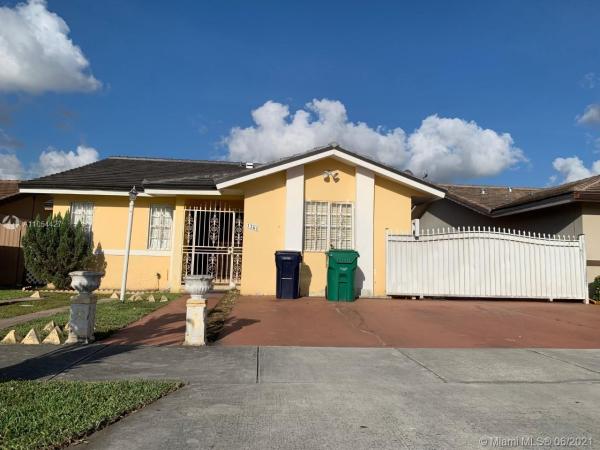 1261 SW 142nd Ct, Unincorporated Dade County, Florida 33184, image 2