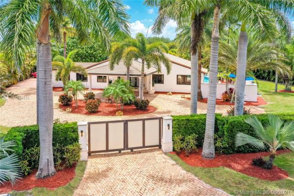 Nutmeg Estates, 9425 SW 95th Ct, Kendall, Florida 33176, image 2