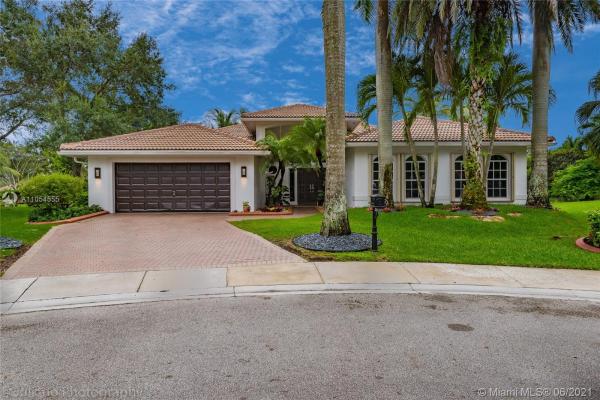 Oak Ridge, 3719 Oak Ridge Cir, Weston, Florida 33331, image 2