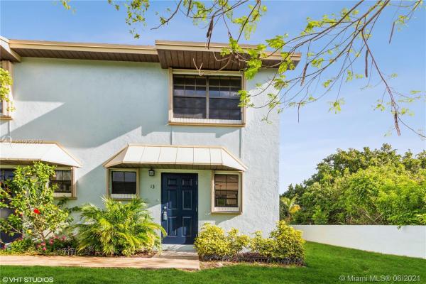 Georgetowne Place, 412 N Cypress Dr #13, Tequesta, Florida 33469, image 1