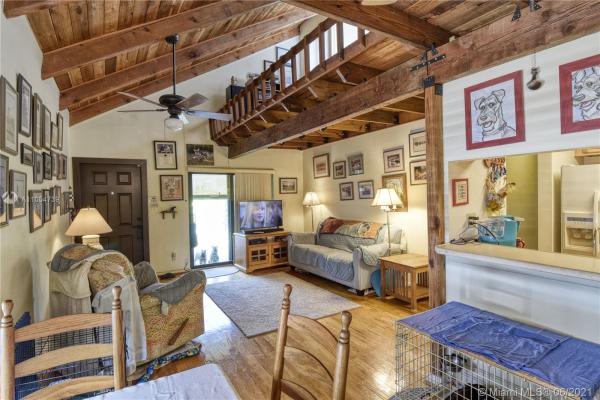 Kendall Trace, 7700 SW 99th St, Kendall, Florida 33156, image 2
