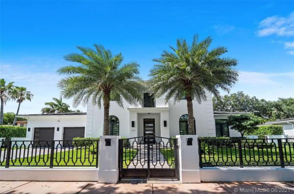 Riviera, 1461 Ancona Ave, Coral Gables, Florida 33146, image 2