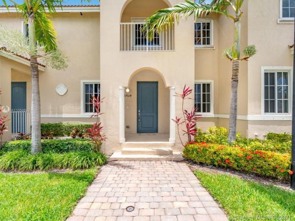 Mandarin Lakes, 27514 SW 140th Ave #27514, Naranja, Florida 33032, image 2