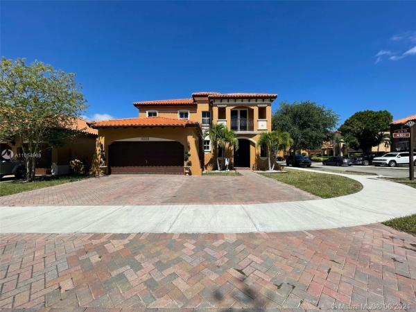 2642 SW 152nd Ct, Unincorporated Dade County, Florida 33185, image 2