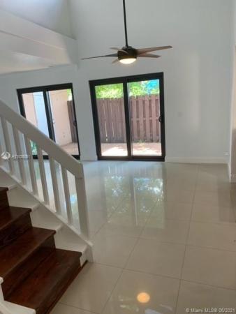 Villa Homes At The Moors, 6550 NW 170th Ter #6550, Country Club, Florida 33015, image 2