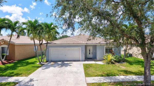 Avalon, 10383 SW 24th St, Miramar, Florida 33025, image 2