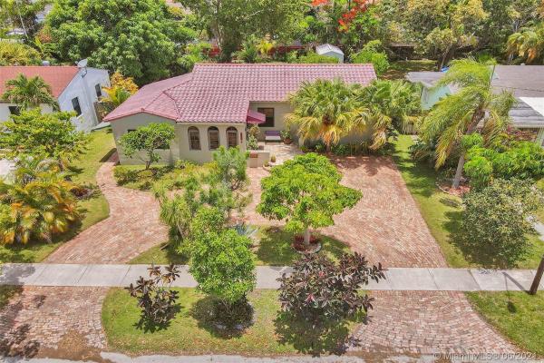 Sunset Trails, 1615 Funston St, Hollywood, Florida 33020, image 2