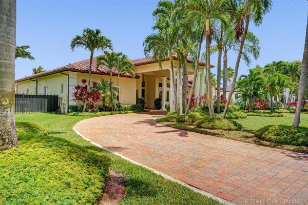 Kenland Acres, 9855 SW 125th Ave, The Crossings, Florida 33186, image 2