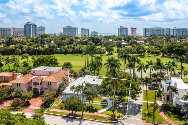 La Gorce Golf, 5301 Alton Rd, Miami Beach, Florida 33140, image 2