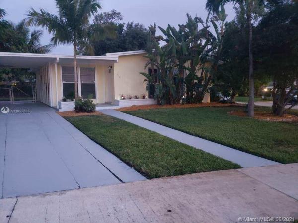 Lantana Heights, 936 W Duval St, Lantana, Florida 33462, image 2