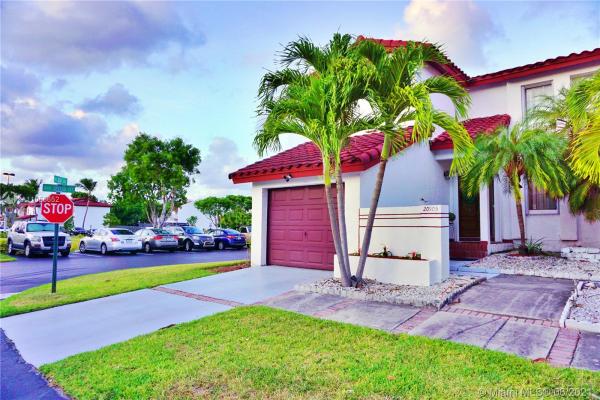 Saga Bay Townhomes, 20905 SW 84th Ave #20905, Cutler Bay, Florida 33189, image 2