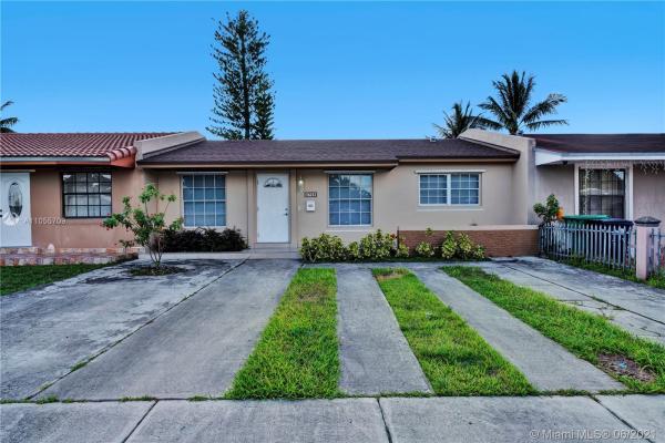 Royale Green, 4769 SW 129th Ave #4769, Kendale Lakes, Florida 33175, image 2