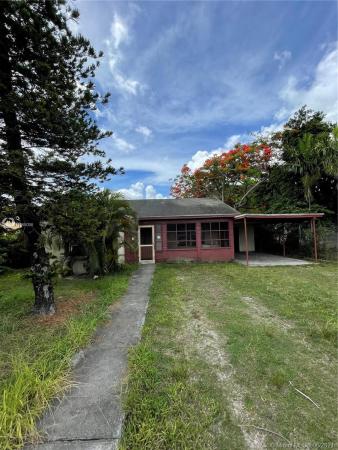 Royal Palm, 140 NW 9th St, Homestead, Florida 33030, image 2