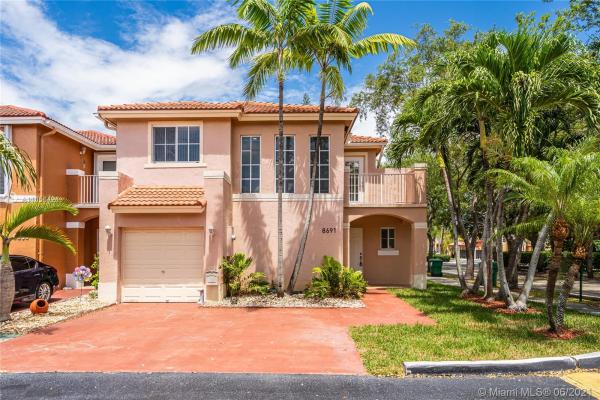 Park Square At Lago Mar, 8691 SW 159th PL, The Hammocks, Florida 33193, image 2