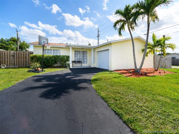 Twin Lakes, 11500 NW 31st St, Sunrise, Florida 33323, image 2