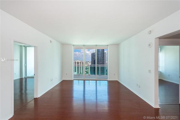 The Plaza On Brickell West, 951 Brickell Ave #3805, Miami, Florida 33131, image 2