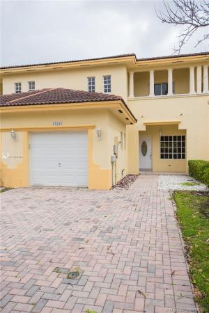 Twin Lake Shores Central, 13243 SW 143rd TER #13243, Three Lakes, Florida 33186, image 2