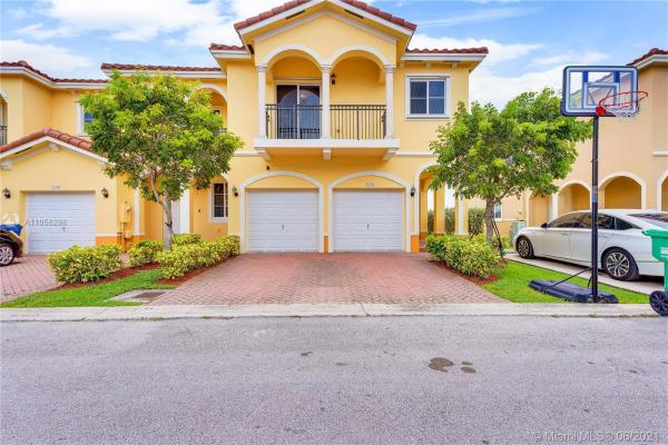 Sunset Lake Townhomes, 7116 SW 166th Pl #7116, Sunset, Florida 33193, image 2