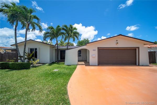 3415 SW 108th Ct, University Park, Florida 33165, image 2