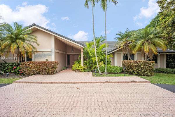Clinton Grove Estates, 16020 SW 80th Ave, Palmetto Bay, Florida 33157, image 2