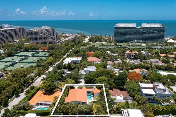 Holiday Colony, 320 Pacific Rd, Key Biscayne, Florida 33149, image 2