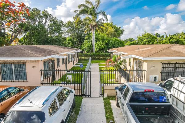 Cravatts Allapattah Homesites, 2021 NW 31st St, Miami, Florida 33142, image 2