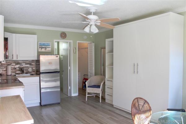 Oasis Surfside, 335 Connecticut St #104, Hollywood, Florida 33019, image 2
