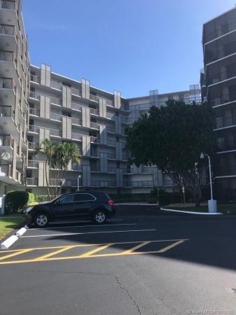Ensenada, 3475 N Country Club Dr #112, Aventura, Florida 33180, image 2