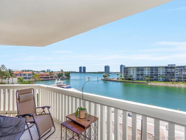 1000 Island Boulevard, 1000 W Island Blvd #311, Aventura, Florida 33160, image 2