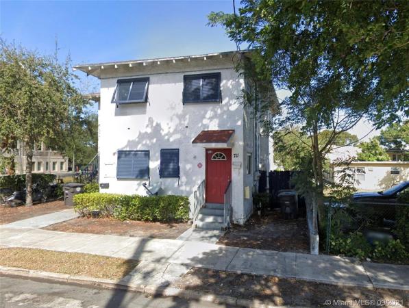 Freshwater, 711 8th St, West Palm Beach, Florida 33401, image 2