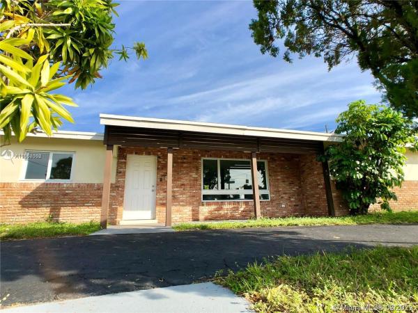 Jenada Villas, 2900 NW 9th Ave, Wilton Manors, Florida 33311, image 2