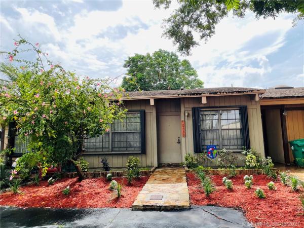 Cindis Place, 13438 SW 102nd Ln 0, The Crossings, Florida 33186, image 2