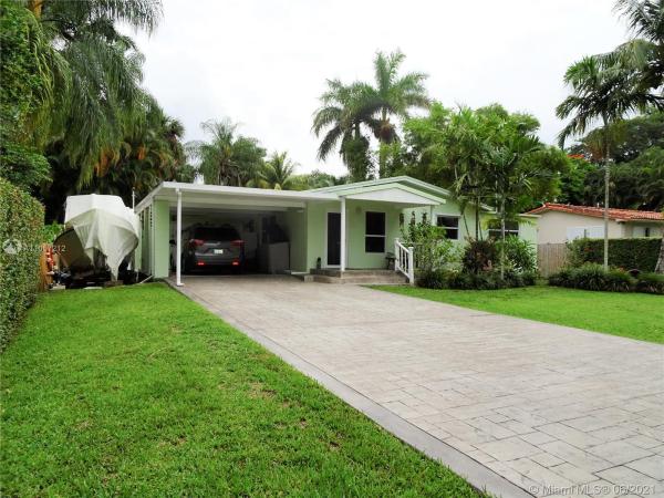Biscayne Gardens, 70 NW 158th St, Golden Glades, Florida 33169, image 2