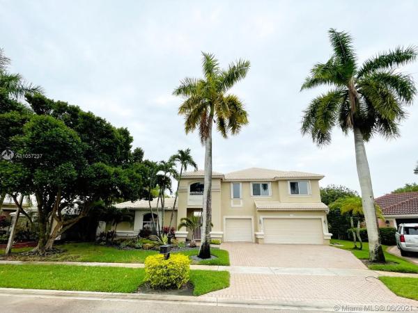 Boca Isles South, 20118 Palm Island Dr, Boca Raton, Florida 33498, image 2