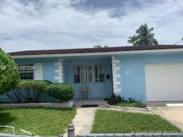 Taylors, 905 NW 44 St #, Miami, Florida 33127, image 2