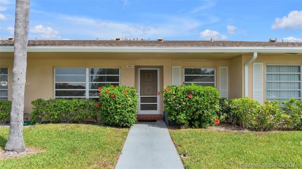 Boca Lakes, 8751 Chevy Chase Dr, Boca Raton, Florida 33433, image 2