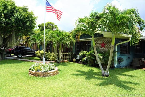 Whispering Pines Estates, 8731 Ridgeland Dr, Cutler Bay, Florida 33157, image 2