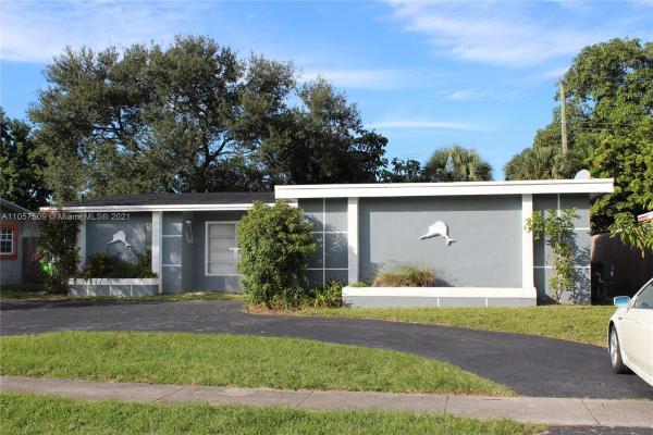 Sunrise Golf Village, 6481 NW 28th St, Sunrise, Florida 33313, image 2