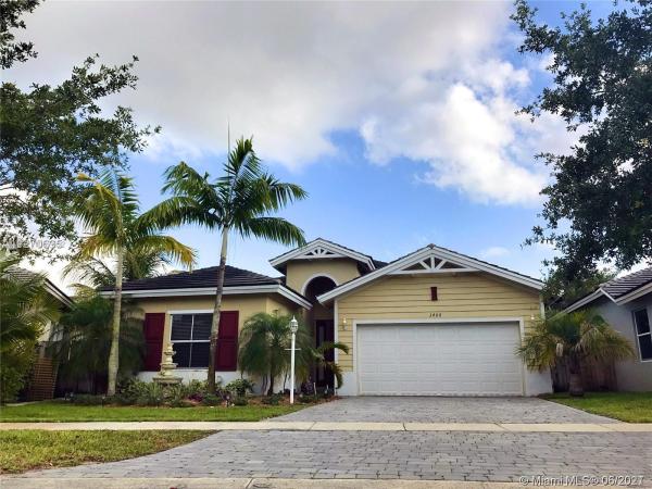 Antigua At Oasis, 3488 NE 1st St, Homestead, Florida 33033, image 2