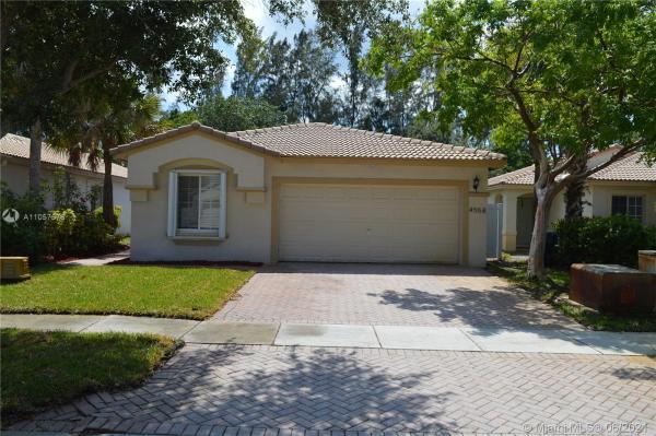 Silver Falls, 4558 SW 134th Ave, Miramar, Florida 33027, image 2