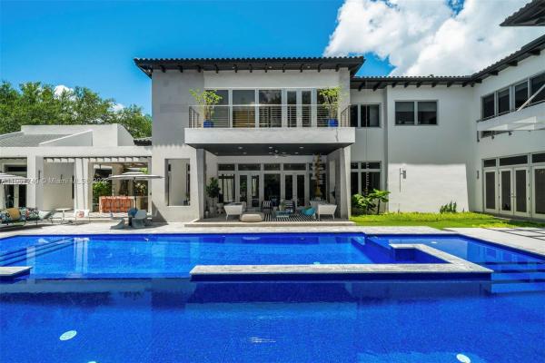 Kingsleys, 5030 Davis Rd, South Miami, Florida 33143, image 1