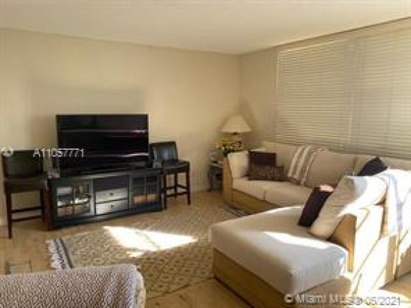 The Atrium, 1075 93rd St #302, Bay Harbor Islands, Florida 33154, image 2
