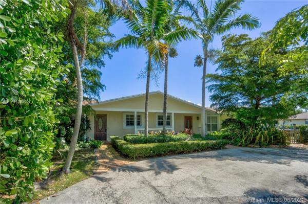 Paradise Port, 2561 Old Donald Ross Rd, Palm Beach Gardens, Florida 33410, image 2