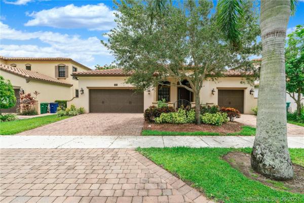 Estada, 3695 NW 87th Ave, Cooper City, Florida 33024, image 2