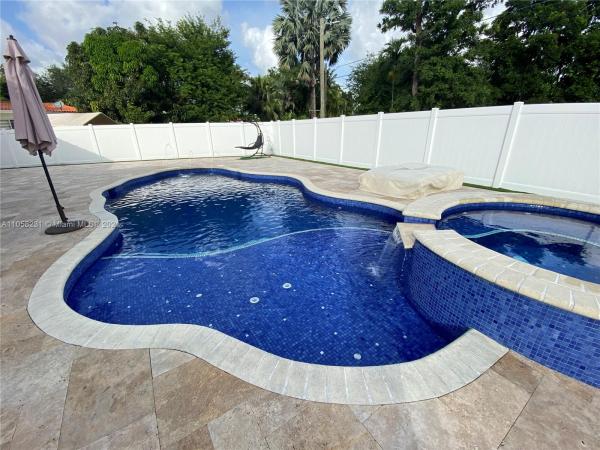 Miami Springs No HOA, 30 Bentley Dr, Miami Springs, Florida 33166, image 2